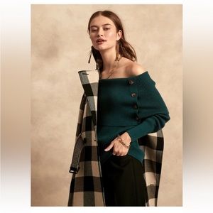 Banana Republic green off shoulder sweater